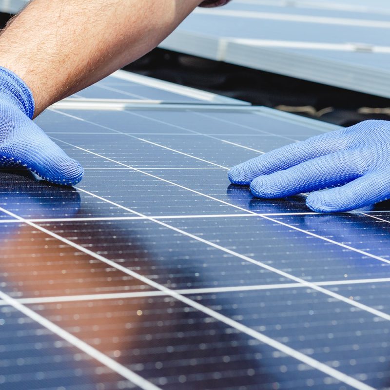 Elektro-Emanuel hjälper er att installera solceller
